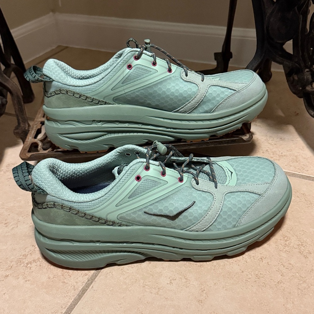 Hoka Bondi B3LS Sneaker Color Aloe Vera' Colorway Women’s Size 13 Men’s Size 12